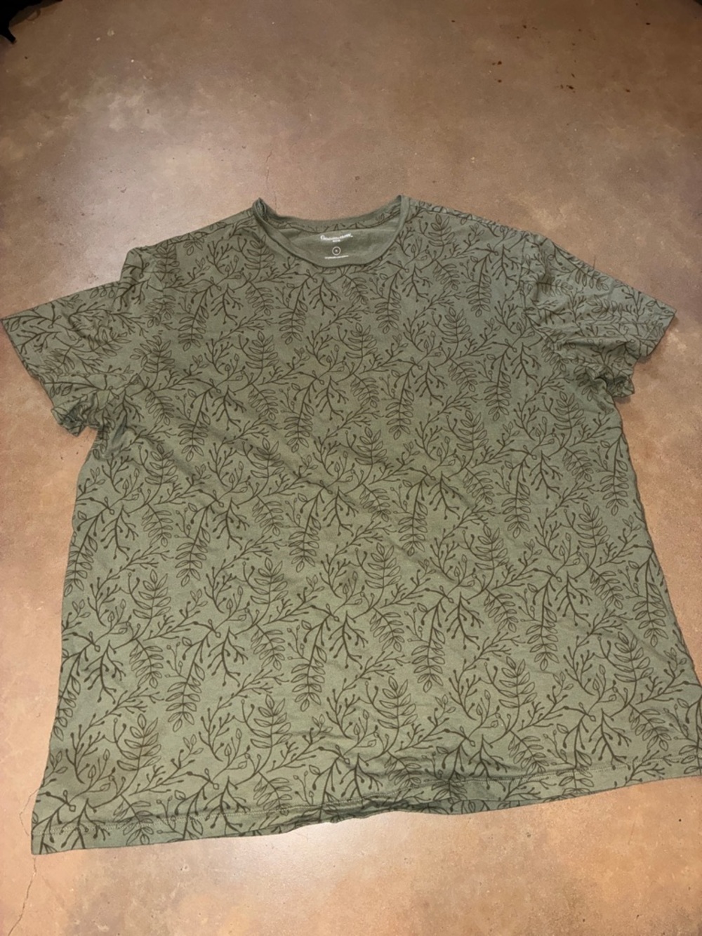 ❇️ Green plant Print tshirt